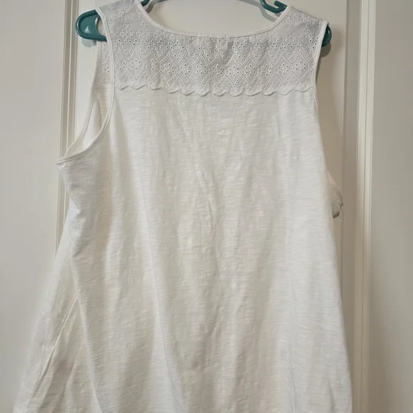 Faded Glory White Lace Accent Tank Top - Picture 3 of 3